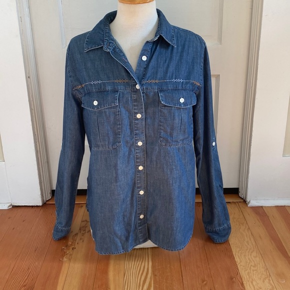Pendleton Womens Long Sleeve Button Down Embroidered Denim Chambray‎ Shirt Small - Picture 1 of 5